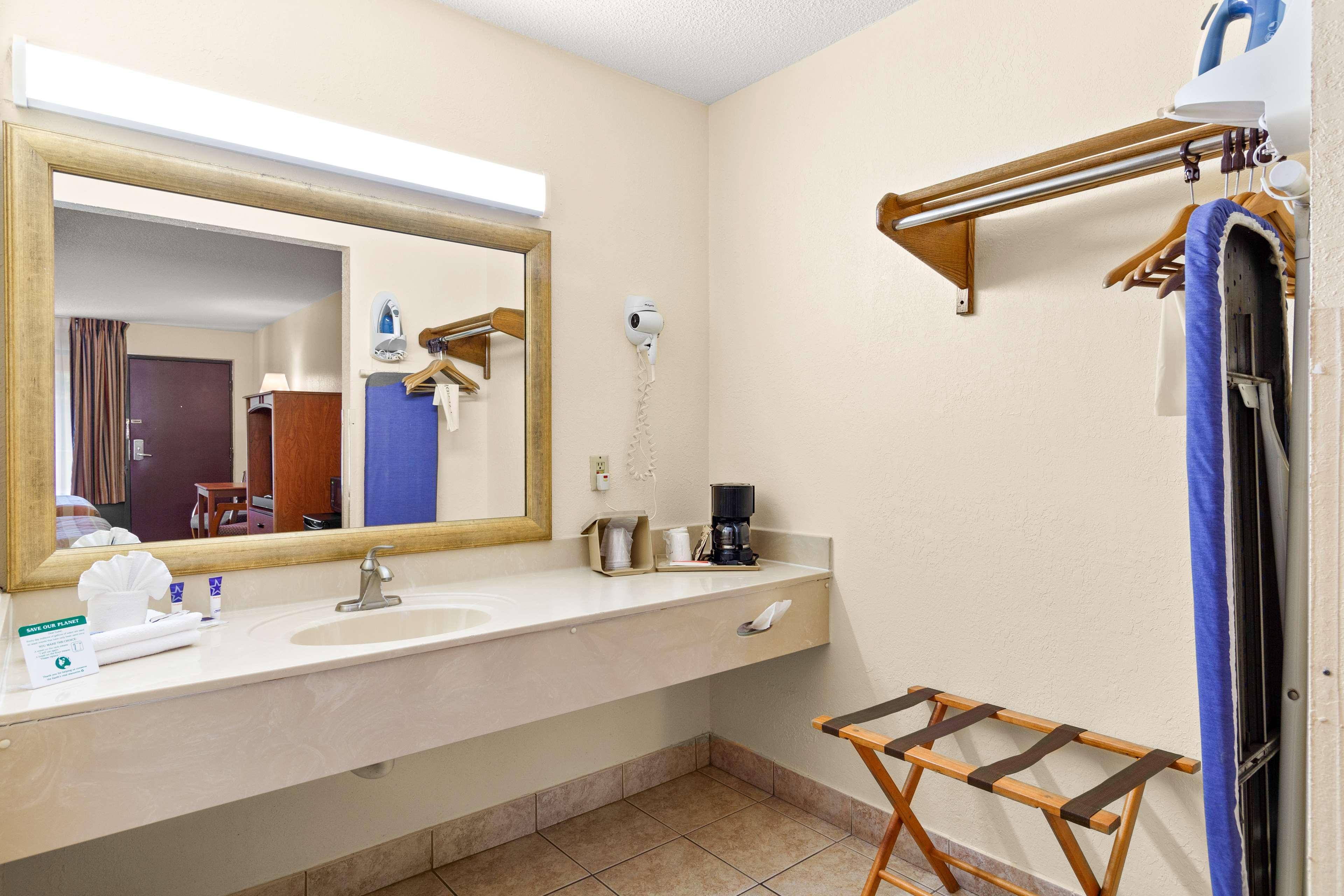 Americas Best Value Inn Ocean Inn St. Augustine Beach Екстер'єр фото